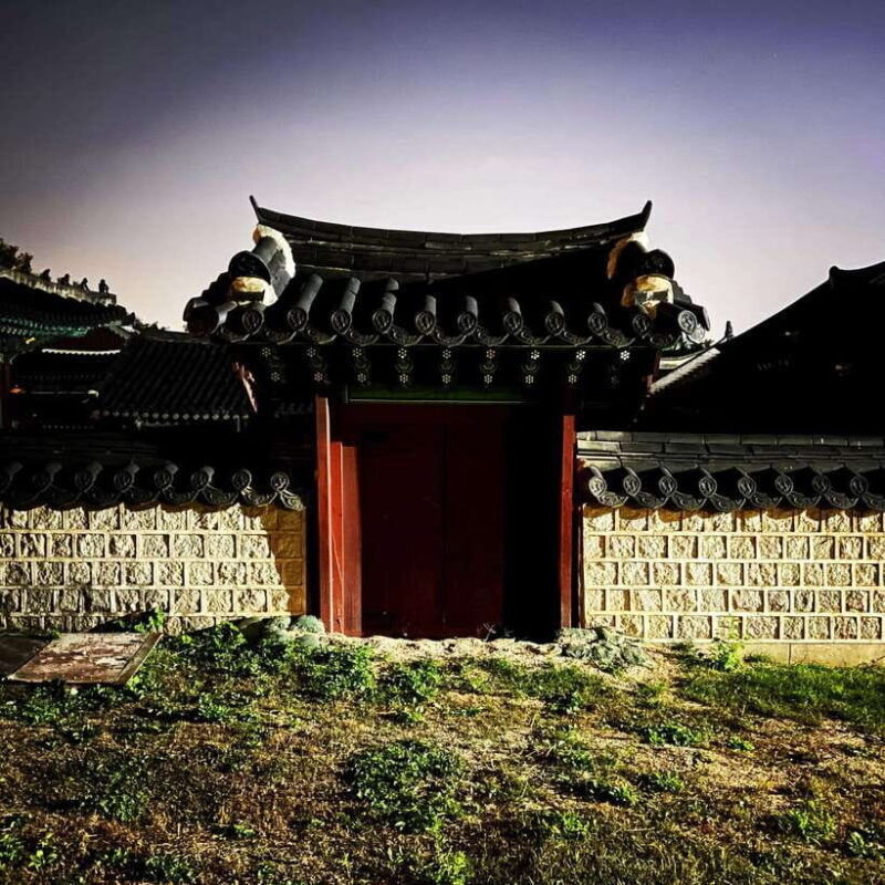 seoul-dark-side-of-the-city-and-ghost-stories-walking-tour