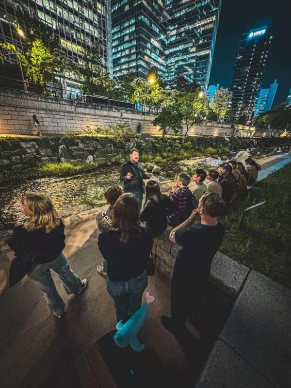 seoul-dark-side-of-the-city-and-ghost-stories-walking-tour