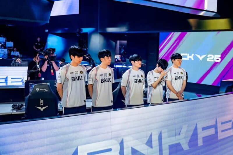 Seoul: Esports Clubhouse Tour, LCK tickets and meal Provided - An In-Depth Look at the Esports Clubhouse Tour Experience