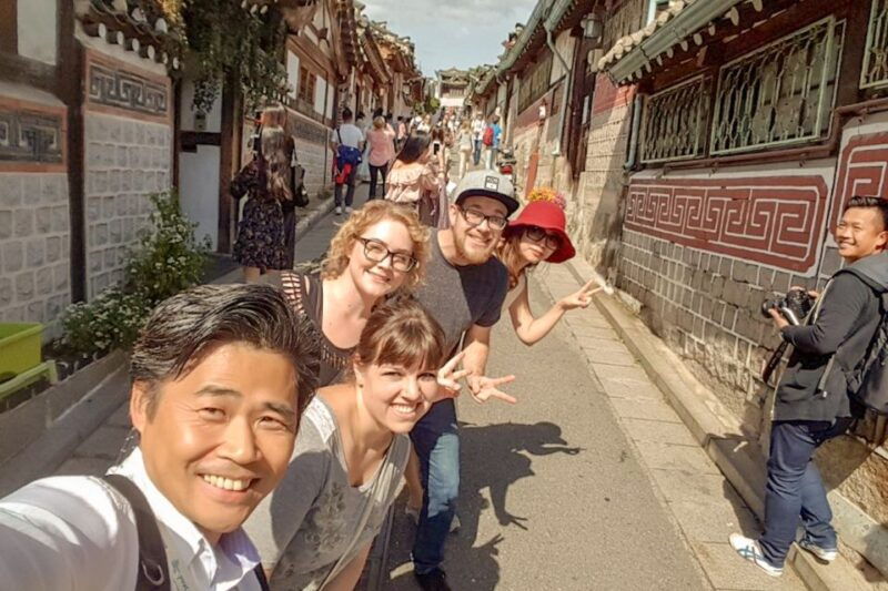 seoul-gyeongbok-palace-and-bukchon-hanok-walking-tour