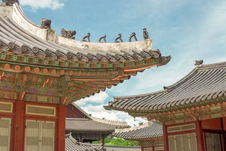 seoul-gyeongbok-palace-and-bukchon-hanok-walking-tour