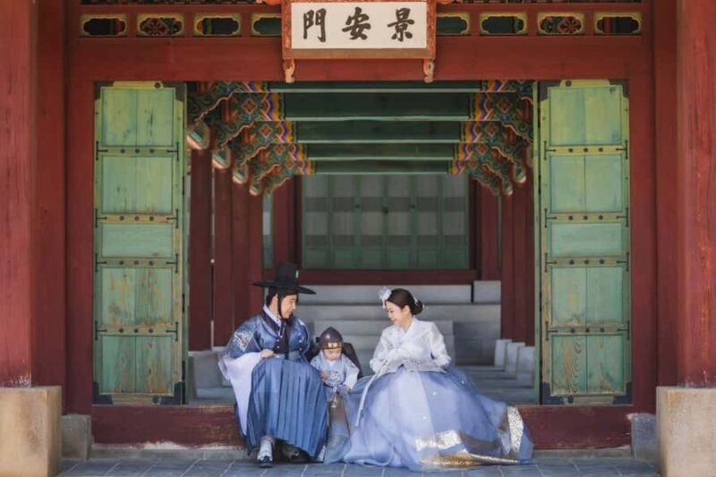 Seoul: Gyeongbokgung, Hanok Village, N Seoul Tower Day Tour - Practical Tips for Booking and Enjoying the Tour