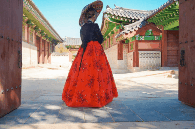 seoul-gyeongbokgung-hanok-village-n-seoul-tower
