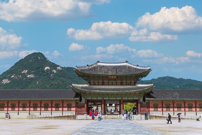 Seoul: Gyeongbokgung & Insa-dong Gastroventure Day Tour - Korean Tea Culture at the Traditional Tea Museum