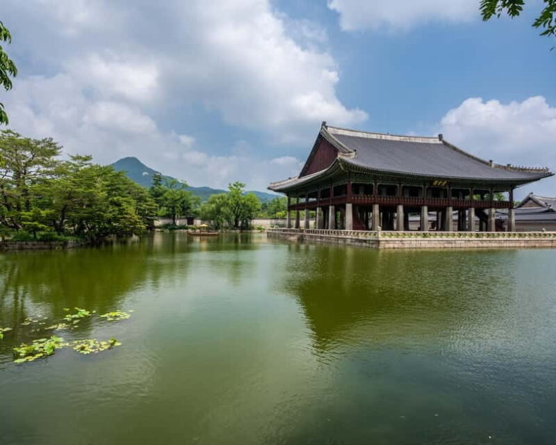 Seoul: Gyeongbokgung Palace Half Day Tour - Key Points