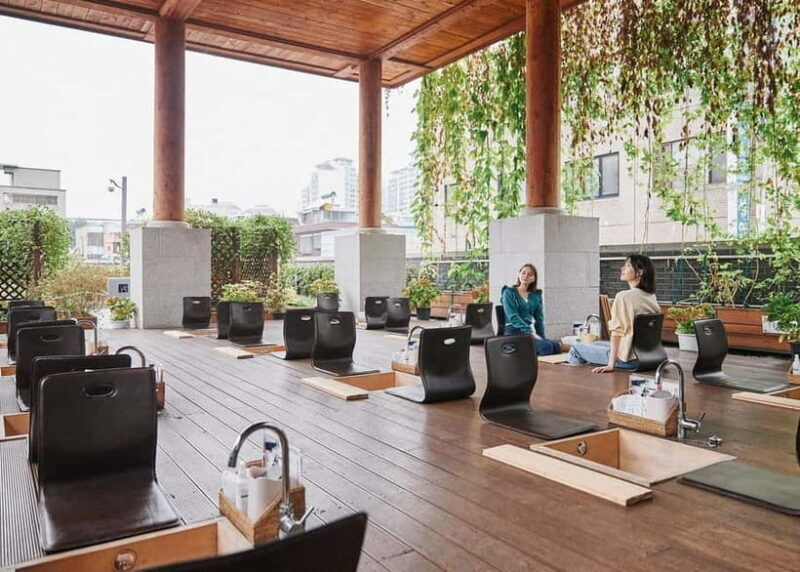 Seoul: Gyeongdong Market Healing Walking Tour - An In-Depth Look at the Gyeongdong Market Healing Walking Tour