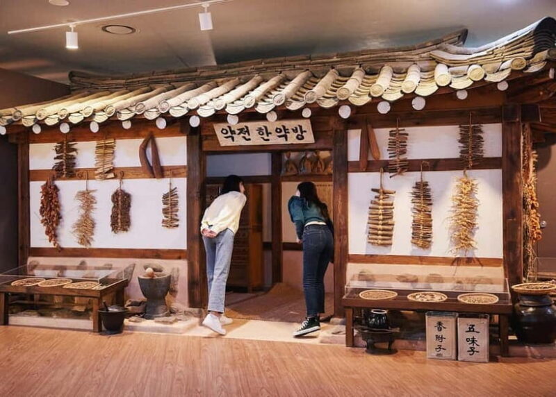 Seoul: Gyeongdong Market Healing Walking Tour - Is the Price Worth It?