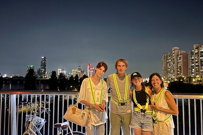 Seoul Han River Sunset Bike Tour with Rainbow Fountain Show - FAQs