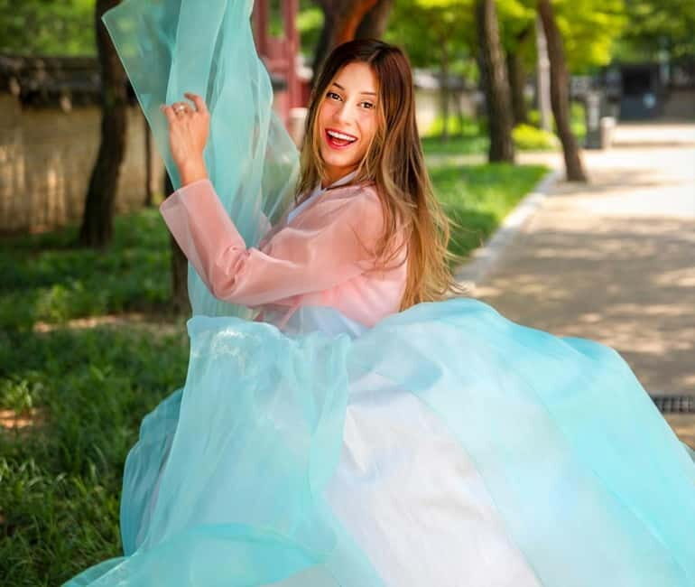 Seoul: Hanbok Photo Tour at Gyeongbokgung Palace - A Complete Look at the Hanbok Photo Tour Experience