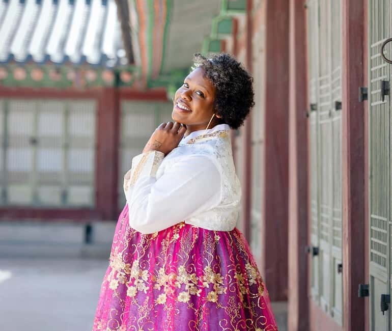 Seoul: Hanbok Photo Tour at Gyeongbokgung Palace - Who Should Consider This Tour?