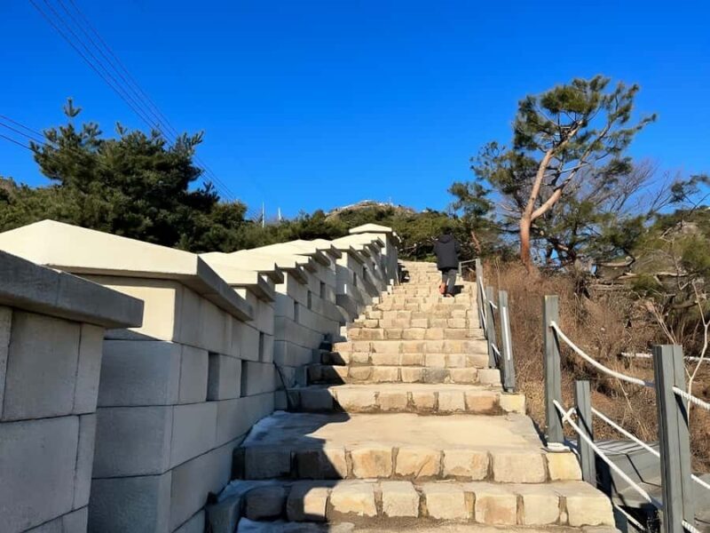 Seoul : Hidden Fortress Trek: Secret Trail to Seochon Flavor - Key Points