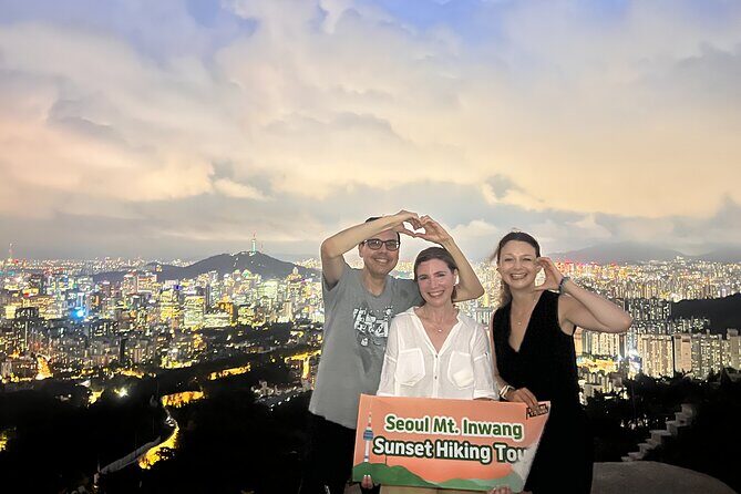 Seoul Inwangsan Sunset Hiking Tour - The Experience in Detail