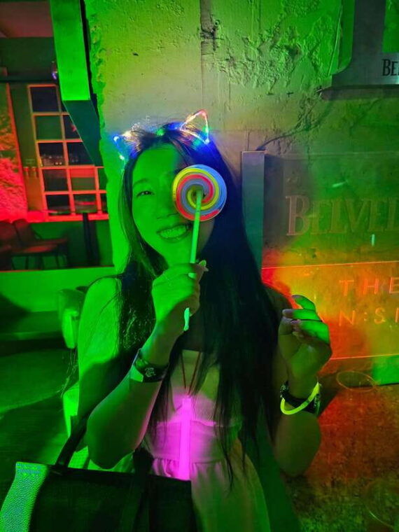 seoul-itaewon-premium-pub-crawl-with-limitless-drinks