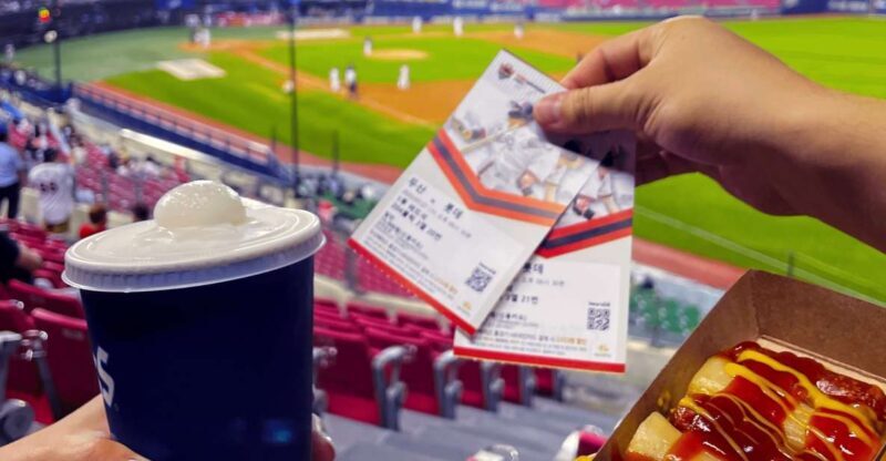 Seoul: Jamsil Baseball Stadium Game Ticket with Dinner&Beer - The Value of the Experience