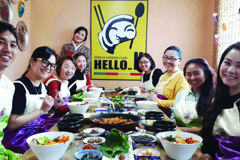 seoul-korean-cooking-class-at-a-local-home-and-market-tour