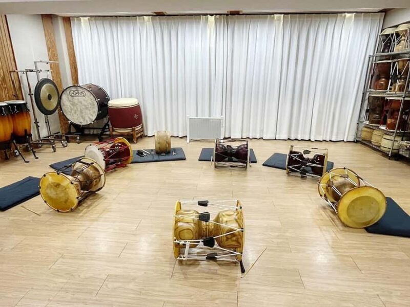 Seoul: Korean Traditional Drum Workshop & Live Performance - Key Points