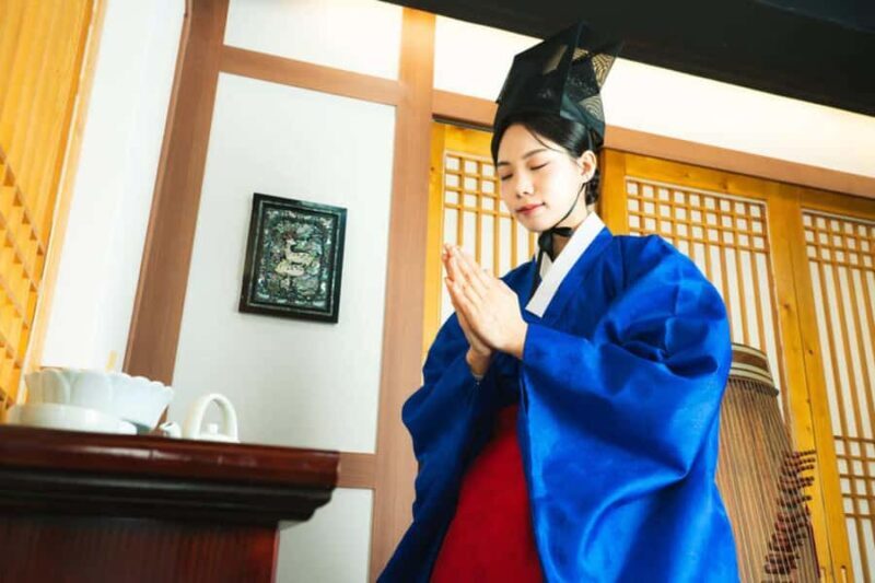 Seoul: Korean Traditional Music Performance "Jinyeon" - Key Points