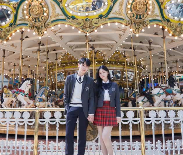 seoul-lotte-world-1-day-pass-korean-school-uniform-rental
