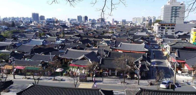 seoul-maisan-cherry-blossom-and-jeonju-hanok-day-tour