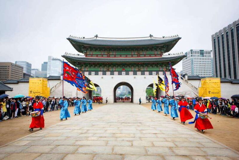 seoul-max-out-must-visit-city-highlights-panoramic-day-tour