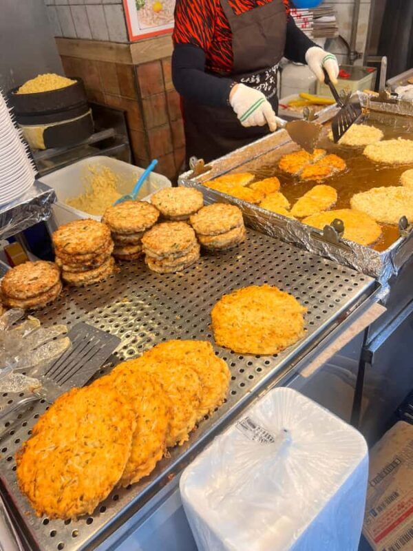 Seoul: Namdaemun Market Food Tour with Hidden Gems - Authentic Local Stories and Surprising Finds