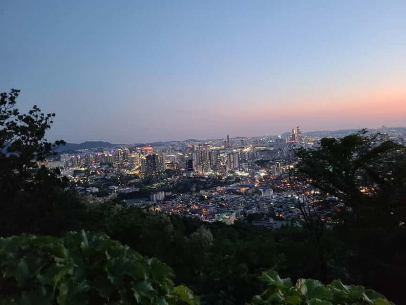 Seoul: Night Namsan Hiking with Hidden Gem Recommendations - The Itinerary: A Closer Look