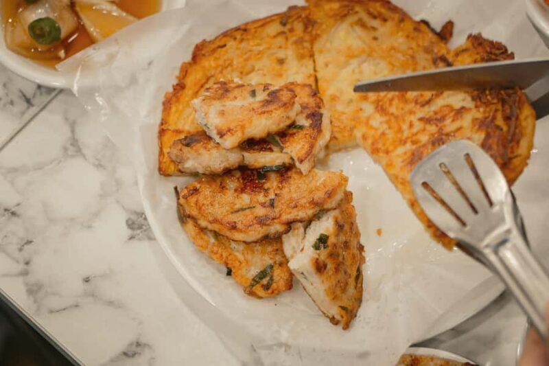 Seoul: Night Tour - Changgyeonggung Palace & 11 Tastings - FAQs