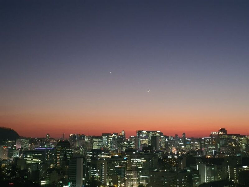 seoul-nighttime-hidden-gems-walking-tour