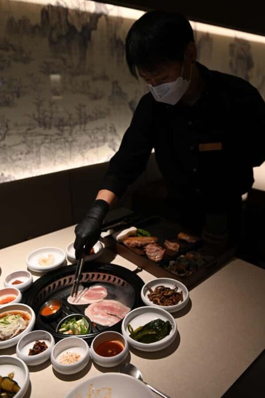 Seoul: Premium Korean BBQ - Live Grilling by a BBQ Master - Key Points