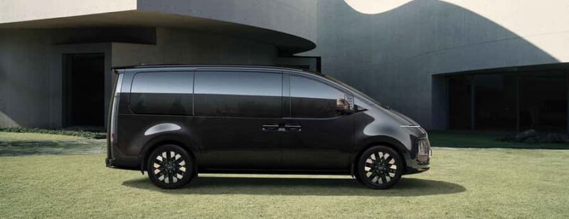 Seoul Private Car & Driver  9h Custom Day with Pickup - Key Points