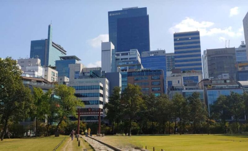 Seoul: Private Guided Tour to Royal Tombs, Temples, and More - An In-Depth Look at the Tour Experience