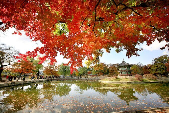Seoul Private Tour Gyeongbok Palace Bukchon and Gwangjang Market - FAQ