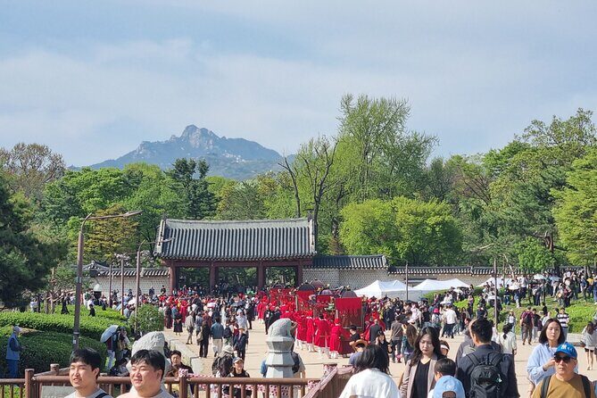 Seoul Royal Palaces and Hidden Gems Customizable Private Tour - The Sum Up