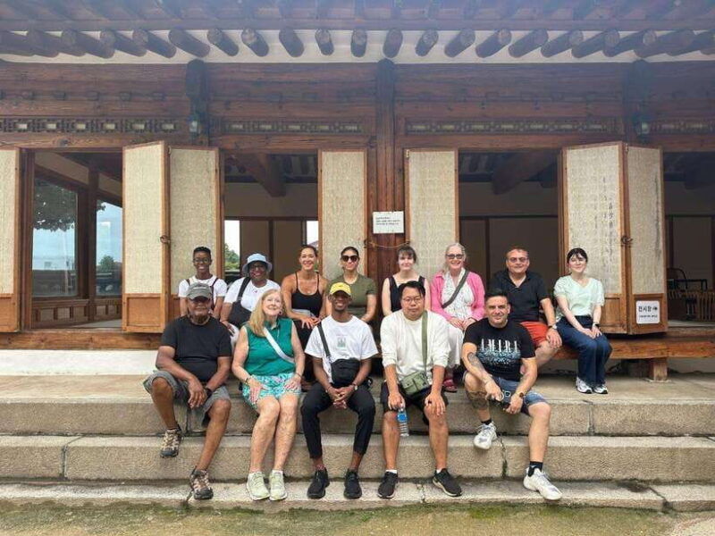 seoul-seoul-highlight-full-day-tour-palace-seoul-tower