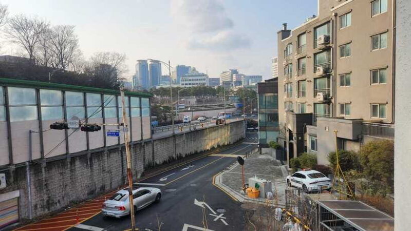 seoul-services-of-a-local-for-a-day-paperwork-tour-fun