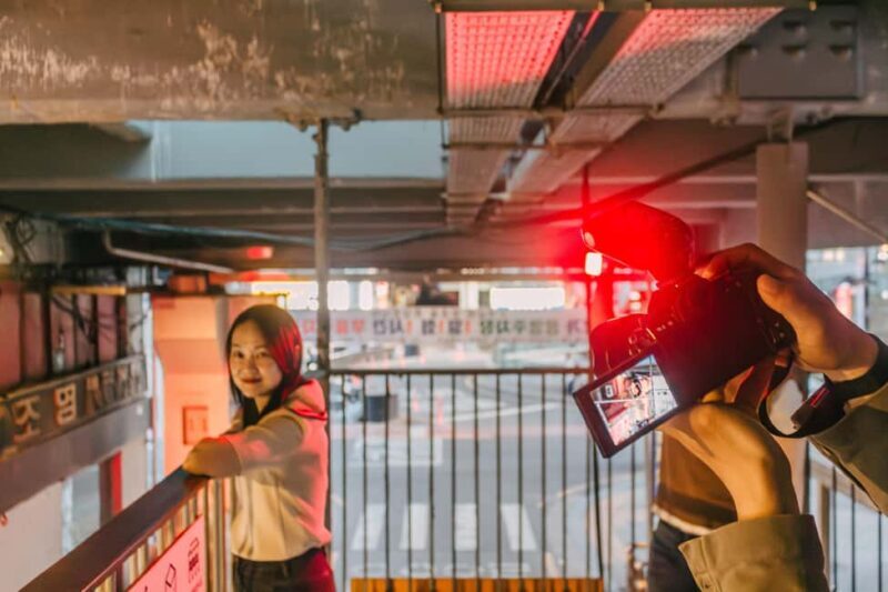 Seoul: Street Photoshoot and Hidden Gem History Walking Tour - Who Should Consider This Tour?