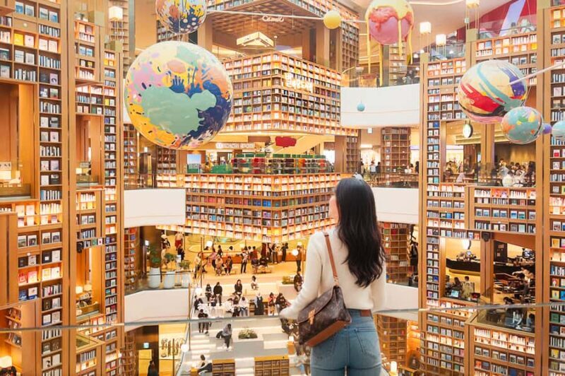 Seoul: Suwon Hwaseong Fortress, Starfield Library & Temple - A Detailed Look at the Tour Highlights