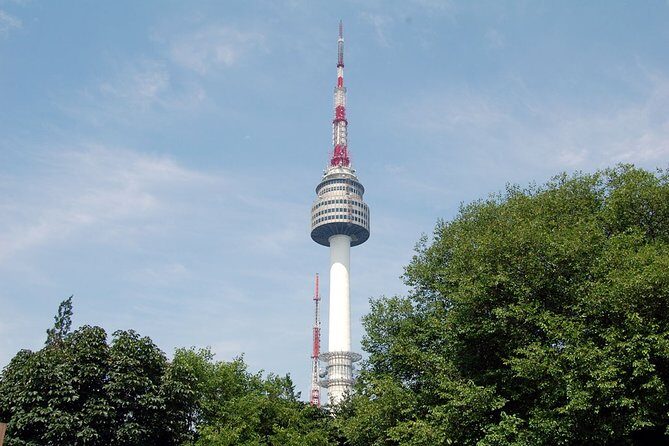 Seoul Tower walking tour - Key Points