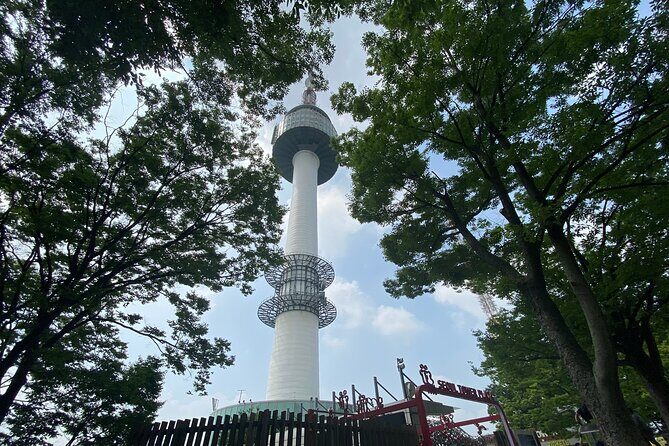 Seoul Tower walking tour - An In-Depth Look at the Seoul Tower Walking Tour