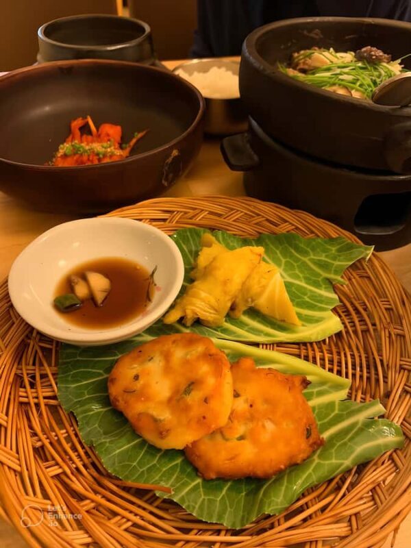 Seoul: Traditional Community Walking Food Tour in Bukchon - A Detailed Look at the Seoul Bukchon Traditional Community Walking Food Tour