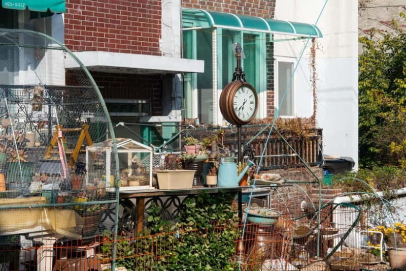 Seoul Unveiled: Untold Stories & Lost Histories Tour - Exploring Seouls Hidden Layers