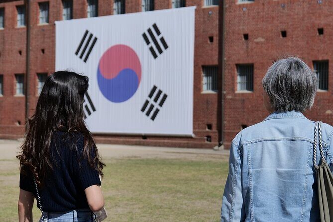 Seouls Hidden Dark History Guided Tour of Seodaemun Prison - An In-Depth Look at the Seodaemun Prison Tour