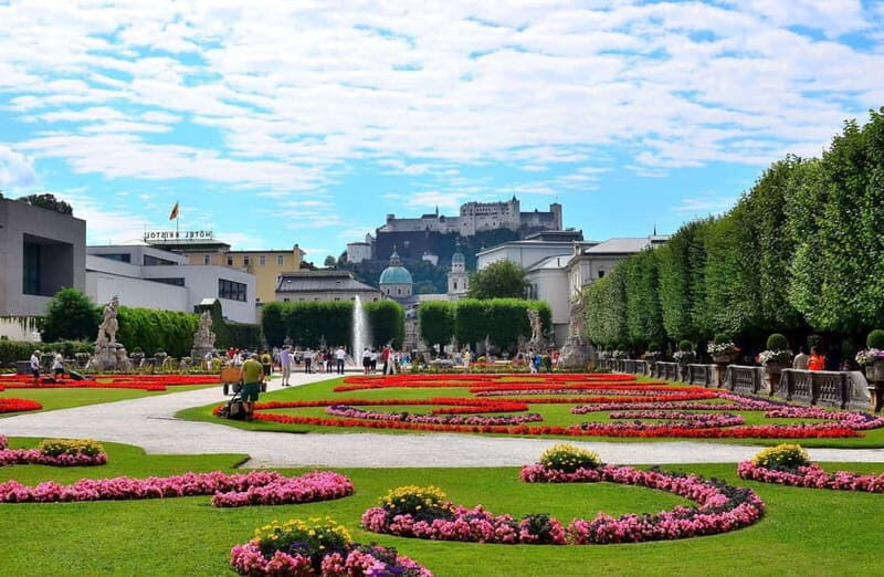 Serene Austrian Escape: Dürnstein, Melk, Salzburg, Hallstatt - Key Points