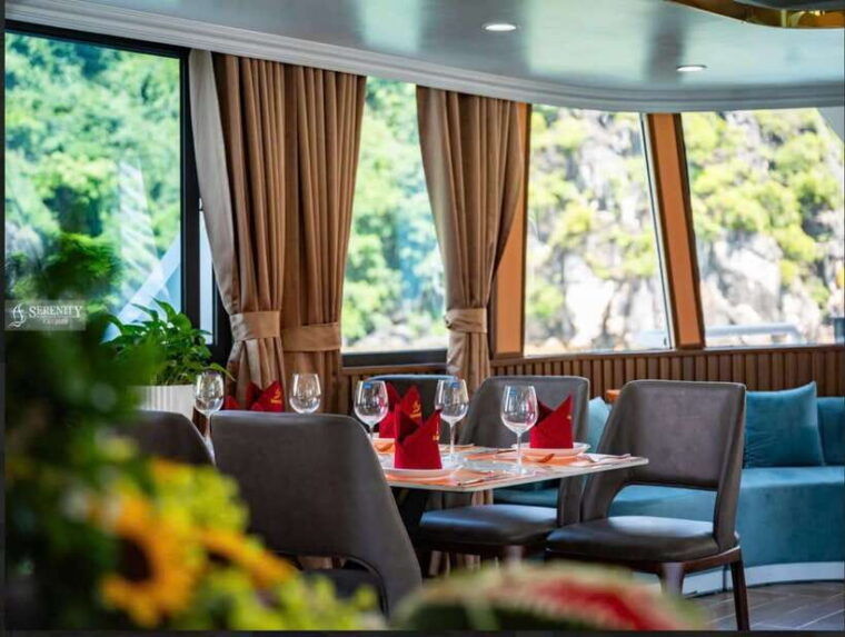 serenity-cruise-explore-ha-long-lan-ha-bay-in-unique-way