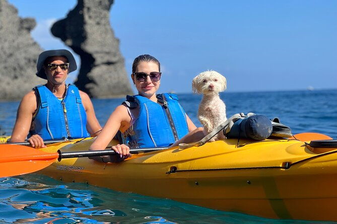 serenity-kayak-sea-caves-kayak-trip-with-snorkeling-picnic