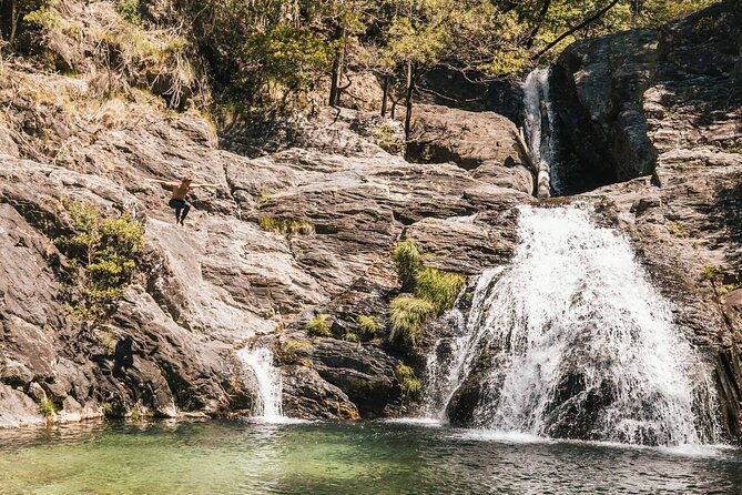 serra-darga-hike-dive-dine-like-a-local-in-a-secret-spot
