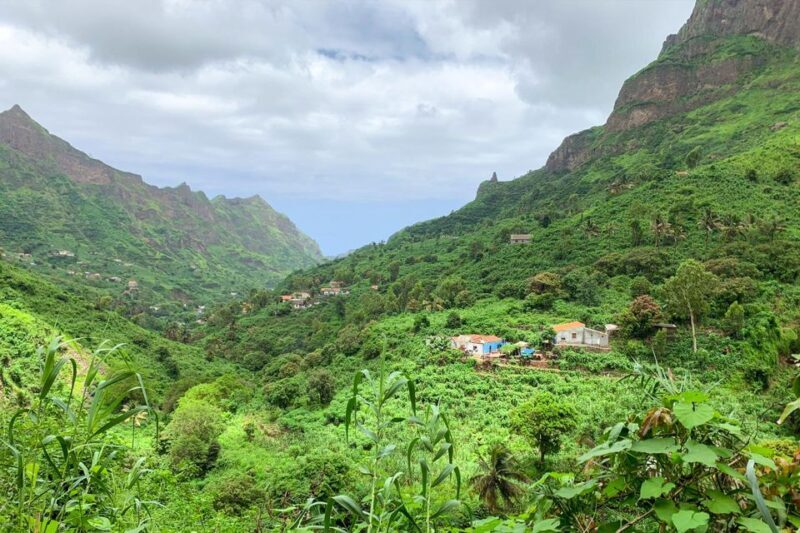 Serra Malagueta: Principal Valley Hike & Lunch with Locals - Key Points