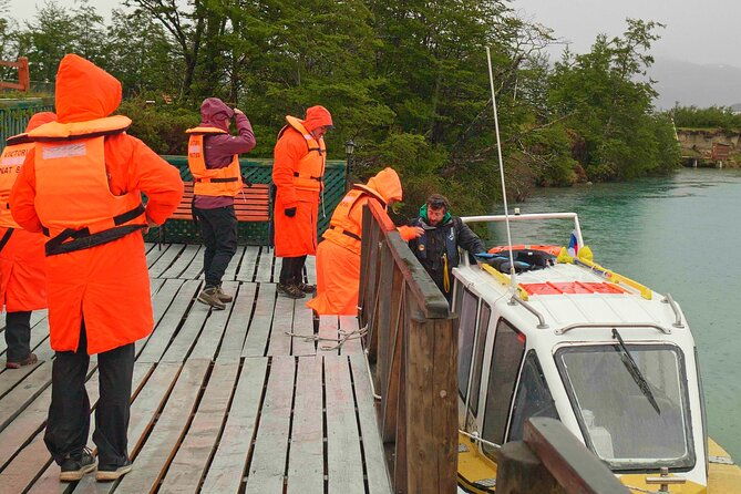 serrano-river-serrano-glacier-and-balmaceda-navigation