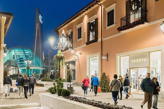 serravalle-outlet-shopping-mall-shuttle-bus