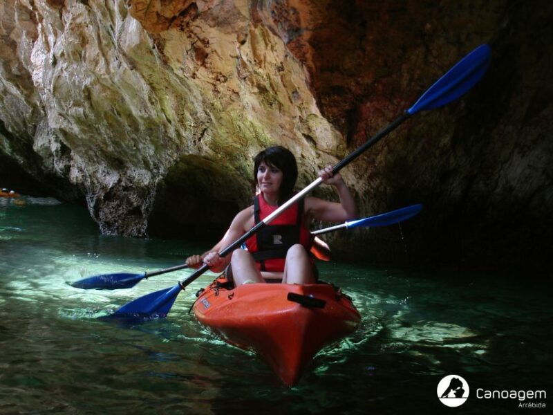 sesimbra-arrabida-natural-park-guided-kayaking-tour